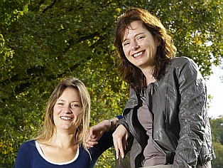 Agnes van den Berg en Jolanda Maas bij RIVM